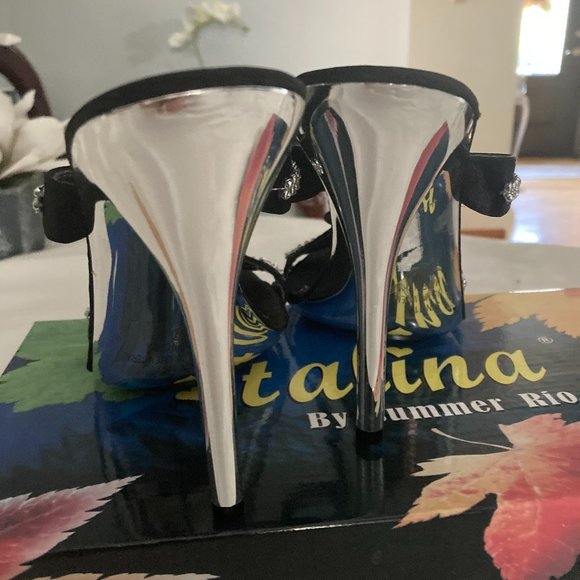 NIB Italina by Summer Rio Black & Silver Sandals - Picture 4 of 5